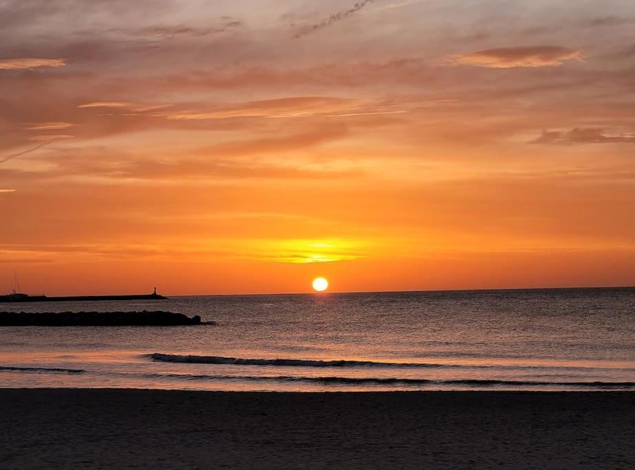 Апартаменты Cambrils Dulces Suenos Экстерьер фото